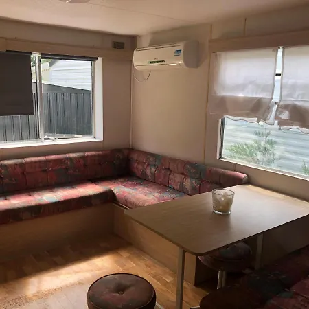 キャンプ場 Mobli-home Dans Camping Municipal